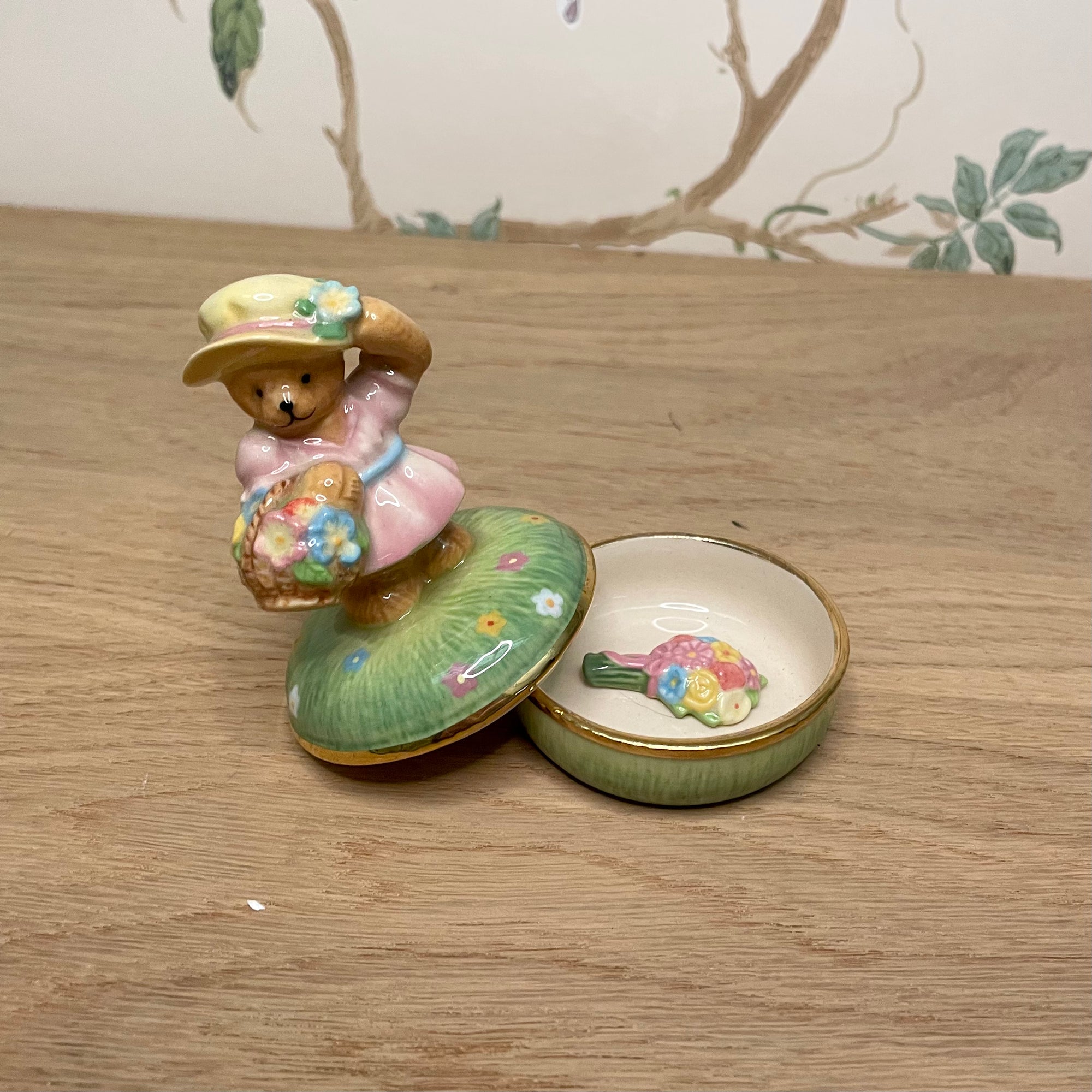 Pretty Teddy Bear Porcelain Trinket Box