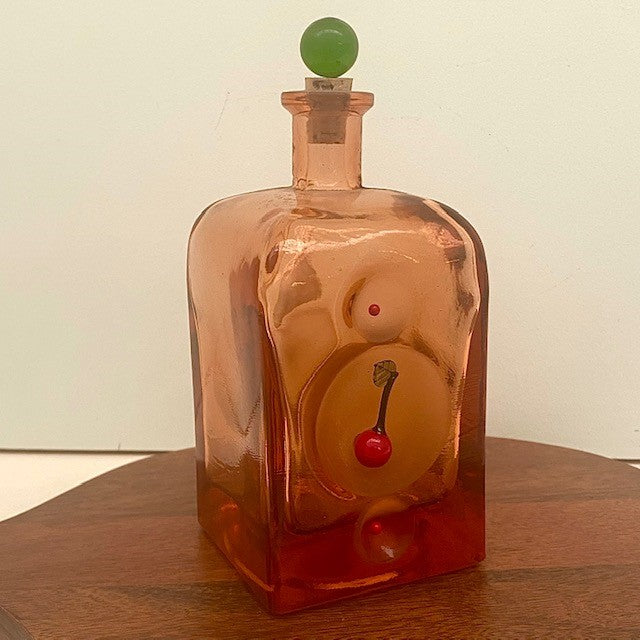 Rote Kirsche Böhmische Glasflasche