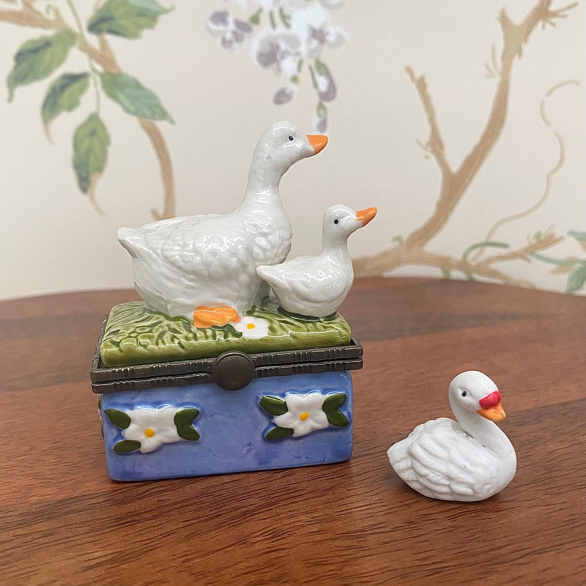 Duck ceramic box with hidden duckling trinket