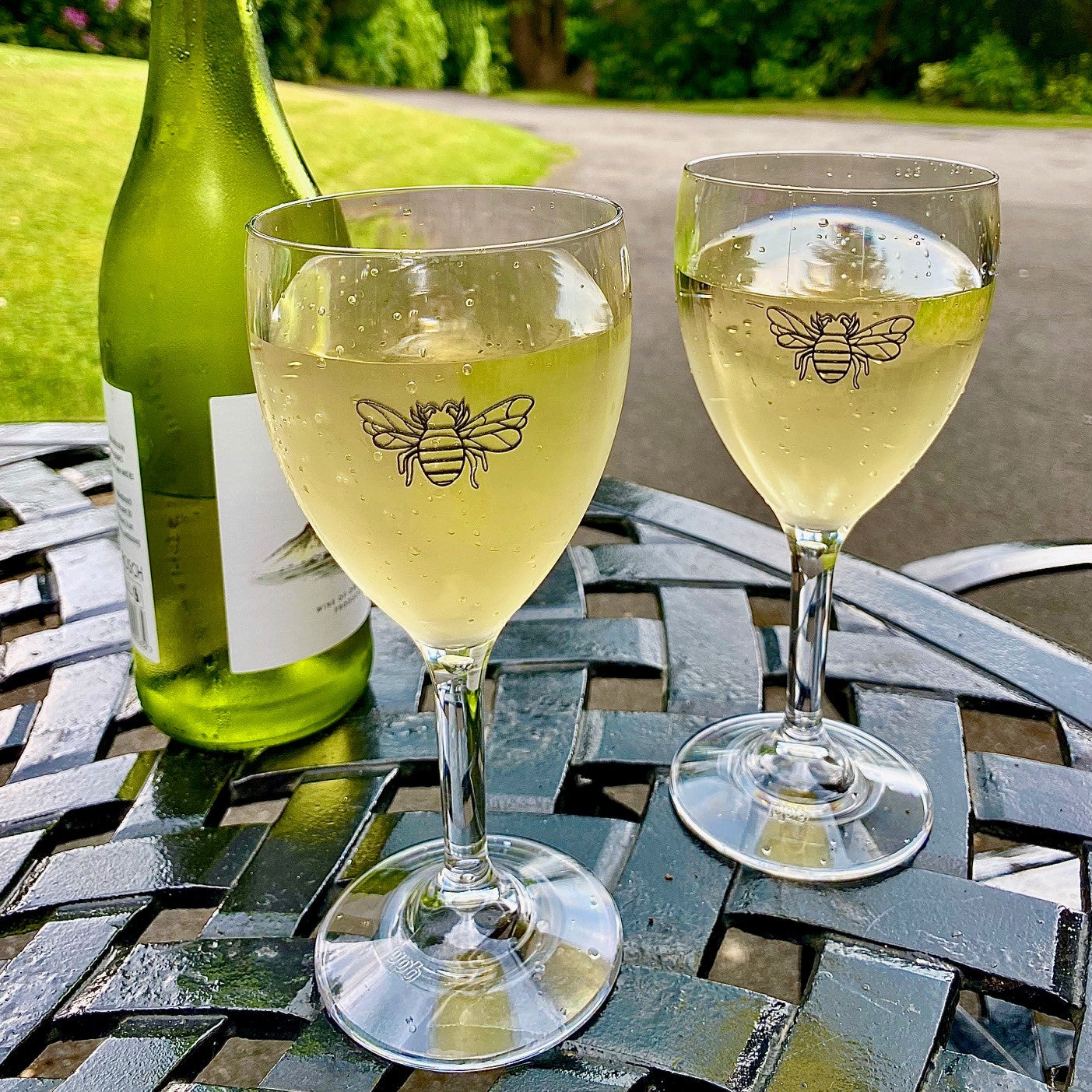 A Pair of Bee 11 oz Wine Glasses