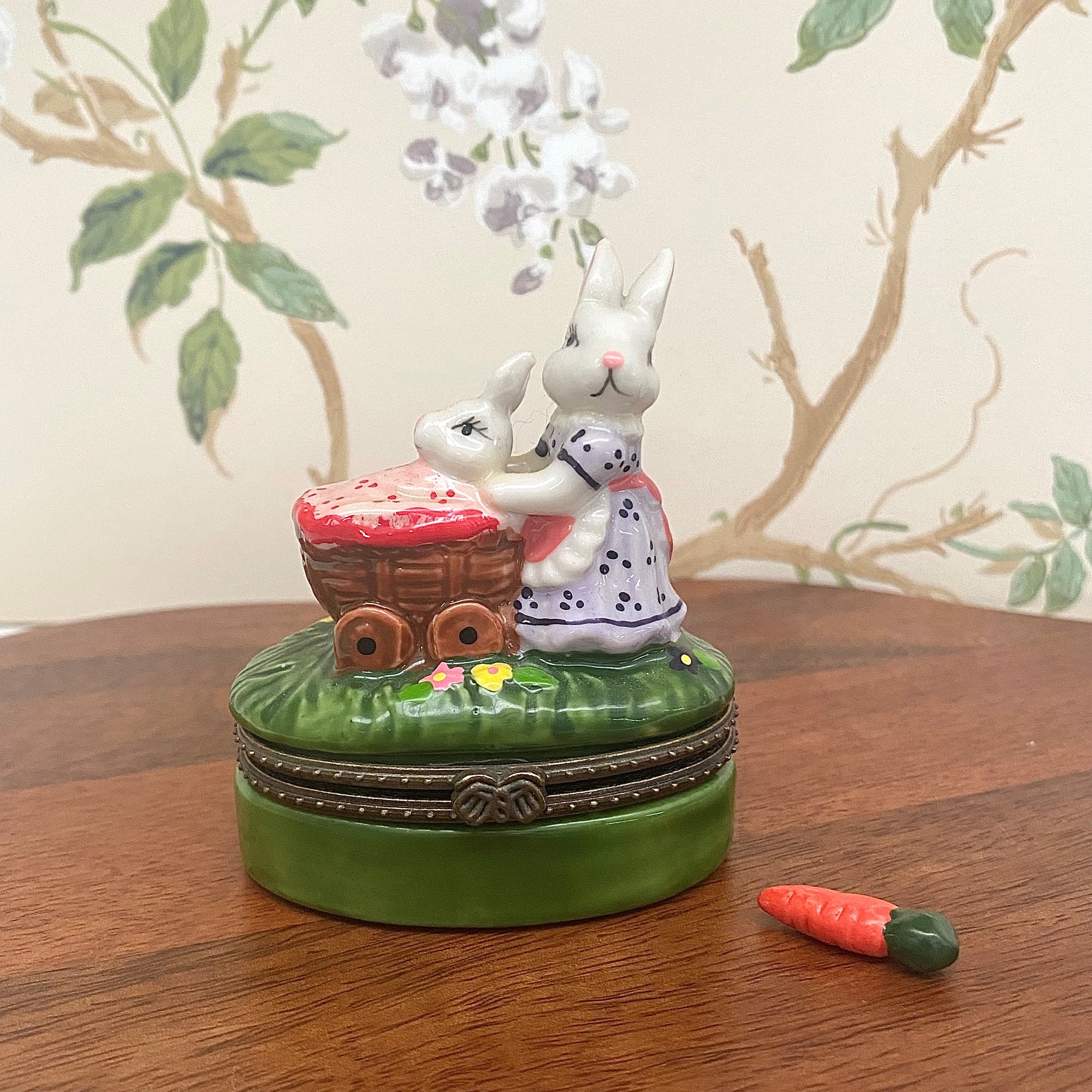 Rabbit and baby rabbit ceramic box with hidden carrot trinket